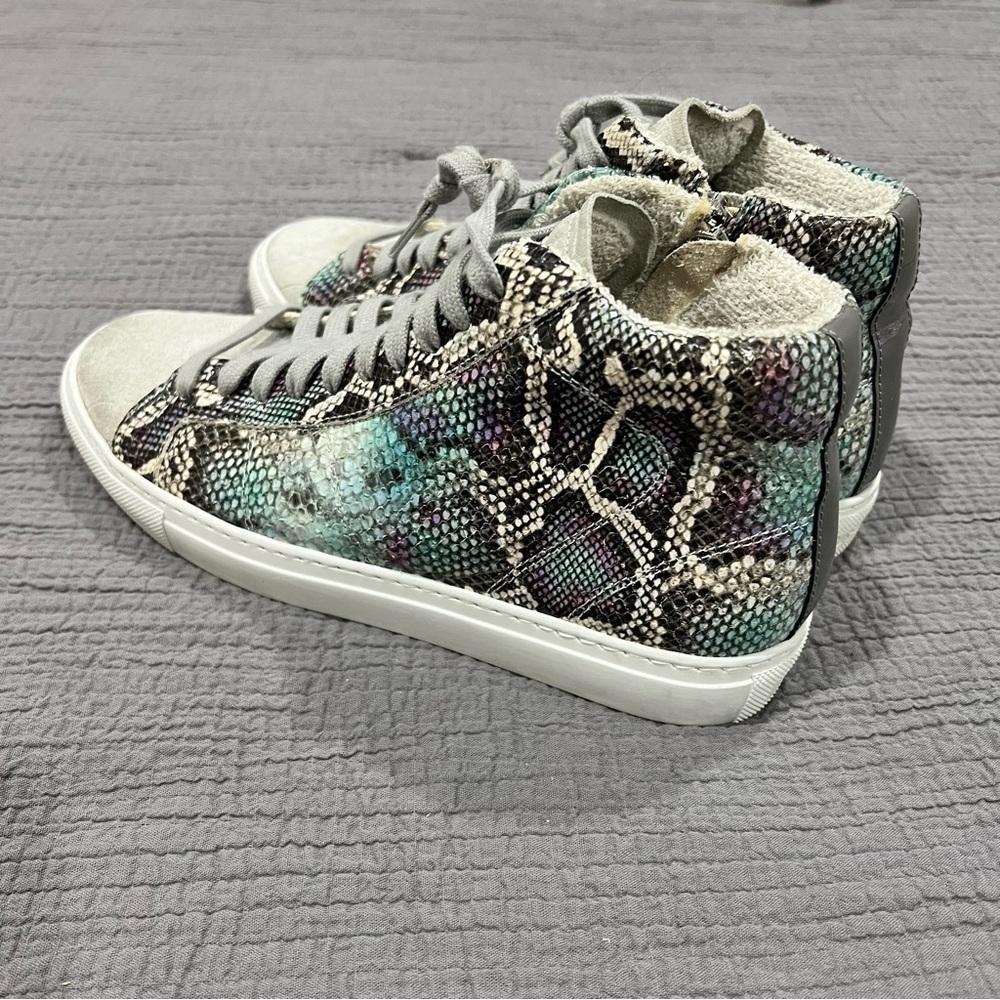 P448 Star Embossed High Top Sneaker 38 EU Ice Python Snake Print - Picture 7 of 10